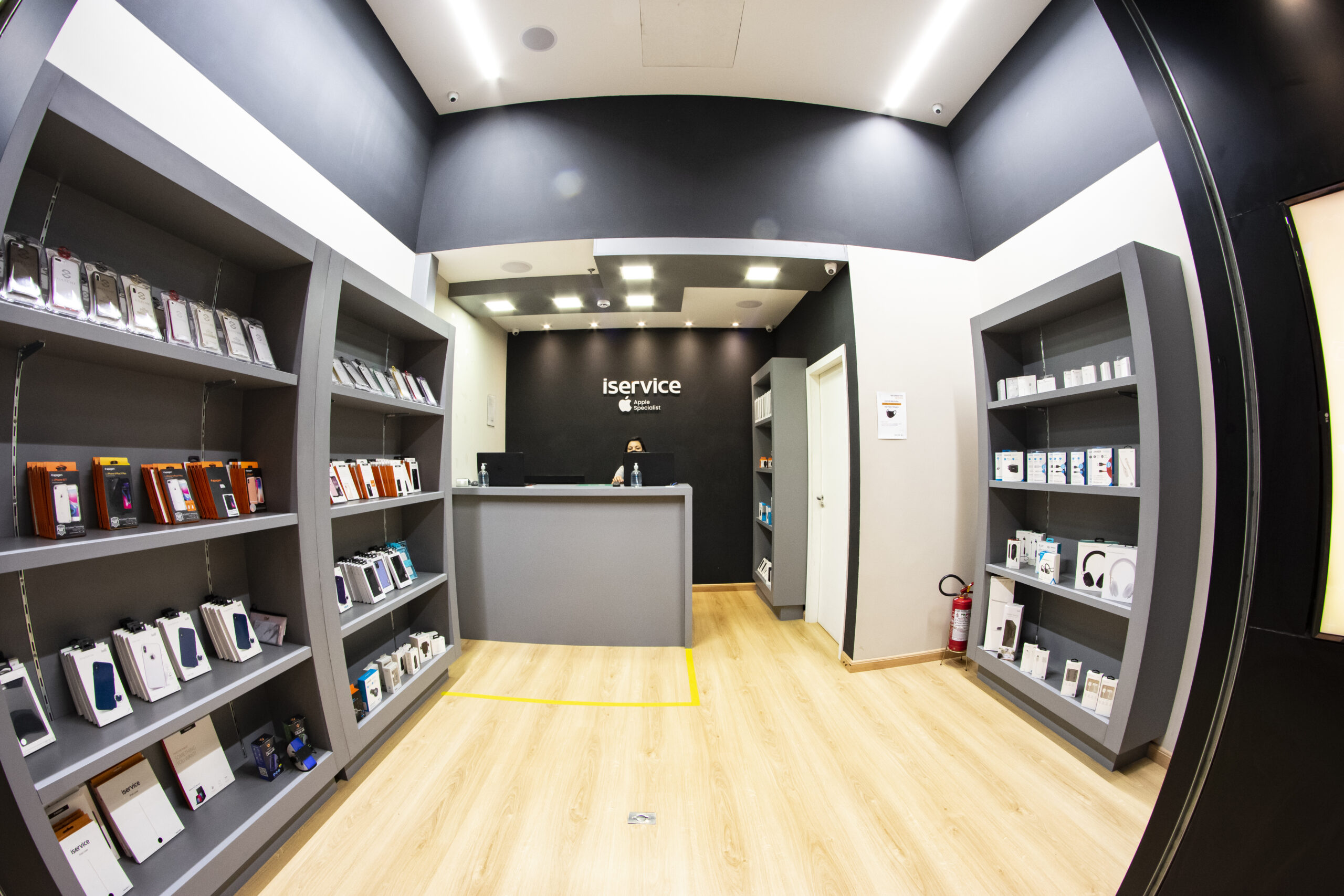 Jockey Plaza 3 iService Jockey Plaza